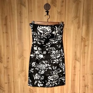White House | Black Market Cocktail Dress